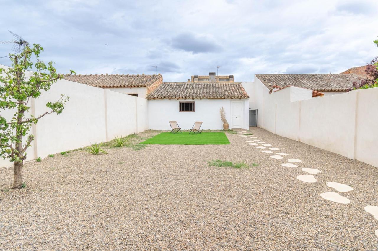 Casa Bardena Negra, Comodo Alojamiento Para Visitar Las Bardenas Y Sendaviva Fustinana المظهر الخارجي الصورة